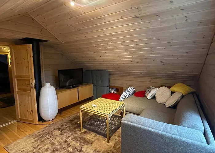 In Scenic Surroundings Ferienhaus *